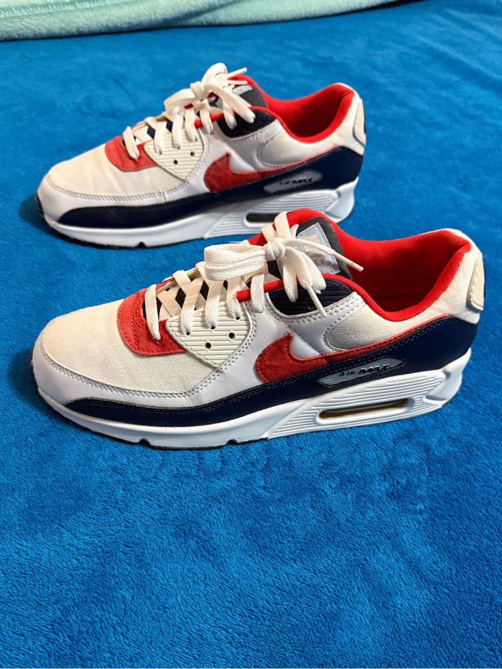 Nike White Red Navy Retro Runner Sneakers